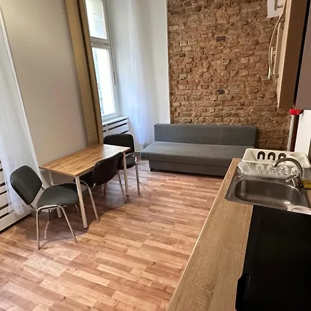 Golebia-plus Apartment *