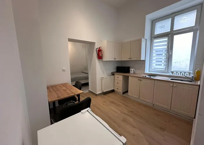 Golebia-plus Apartamento *