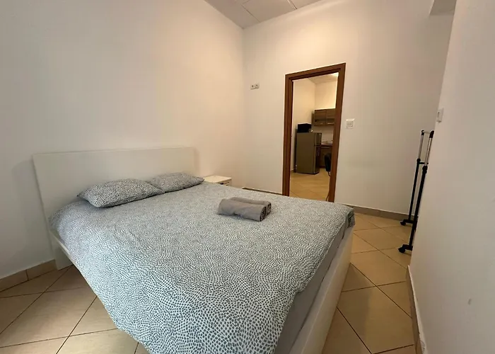 Golebia-plus Apartamento *